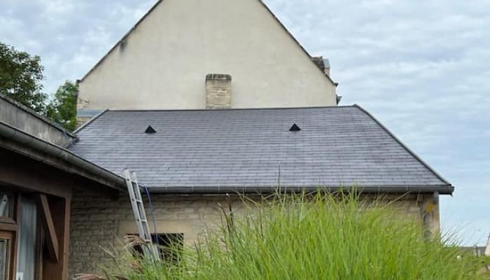 Color Toit : Hydrofuge rénovateur coloré pour toiture ancienne